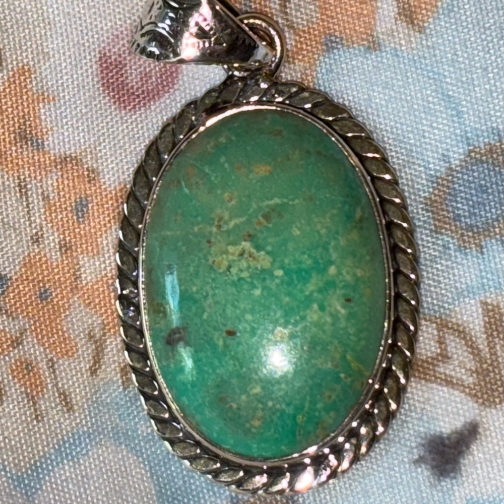 Southwest Real Turquoise Green Pendant Sterling Silver 925